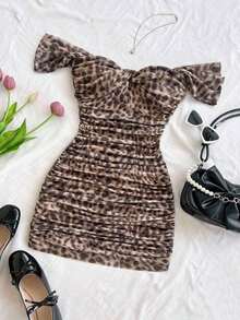 Vestido mini ajustado de punto con escote de hombros descubiertos, para vacaciones - Marrón Chocolate - Ver 3