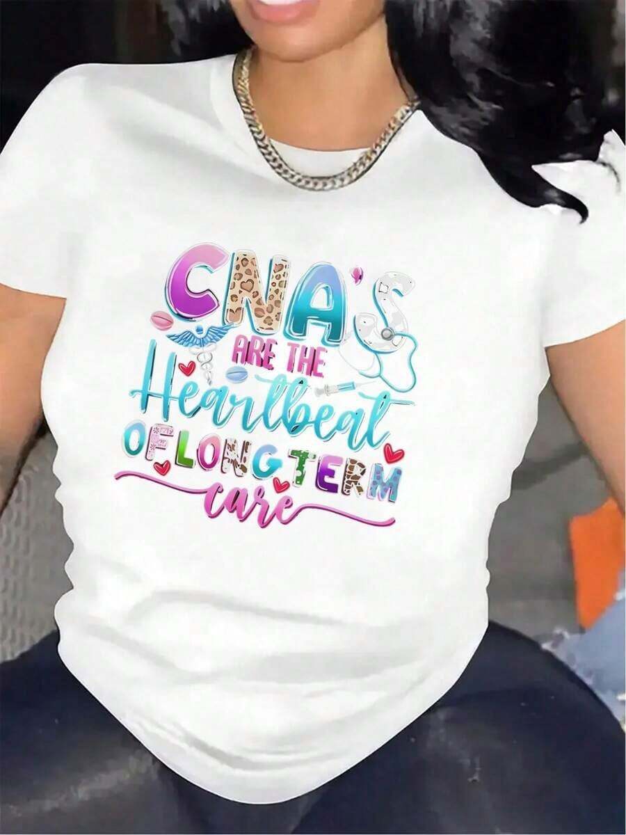 Camiseta de poliéster negra para mujer con estampado gráfico vibrante de latidos del corazón - Diseño "Los CNA son el corazón de la atención a largo plazo", cómoda y duradera para residencias de ancianos u hospitales, camiseta de manga larga. - Blanco - Ver 1