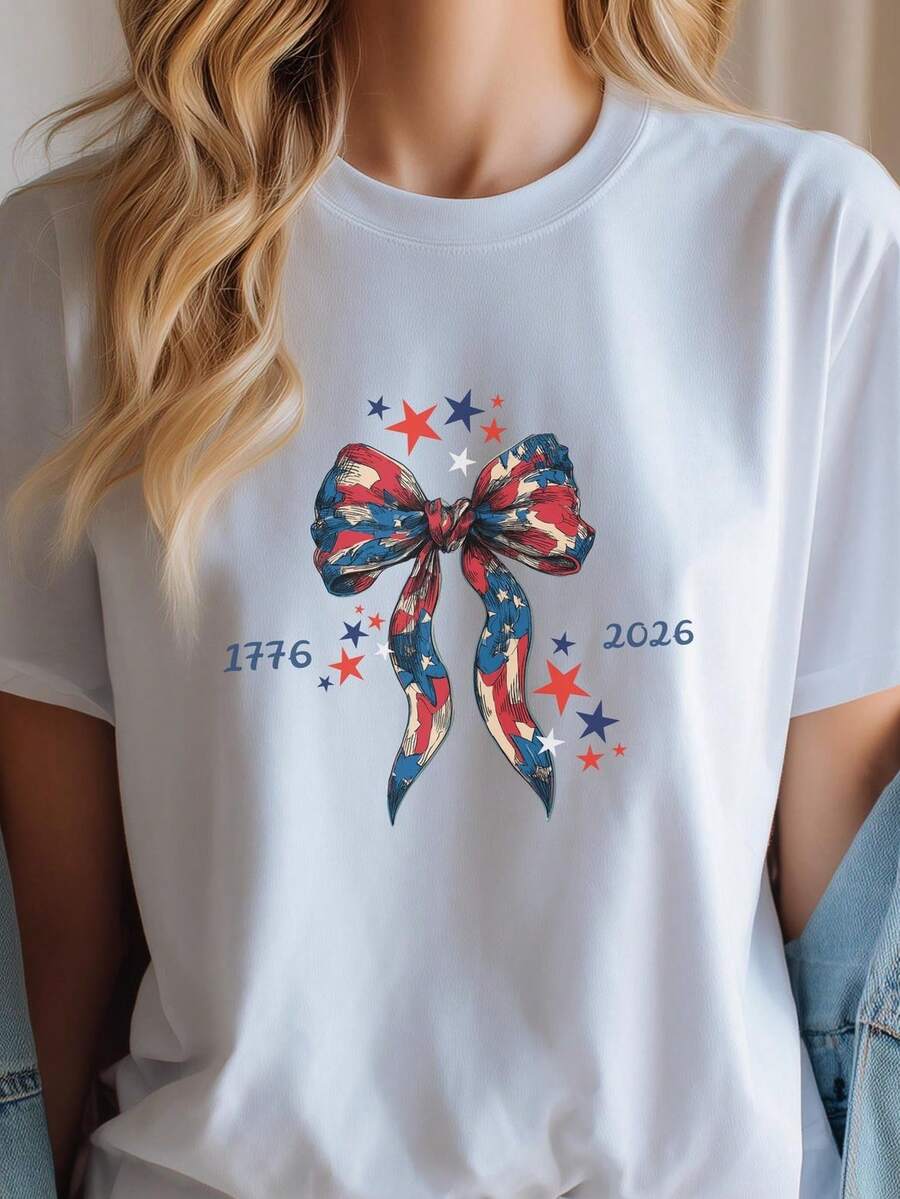Camiseta con lazo patriótico, 250 aniversario de EE. UU. 1776-2026, top vintage con estrellas. Camiseta unisex de algodón puro de 220 g. Peso ideal para todas las estaciones, apta para hombres y mujeres. Tejido duradero de alta calidad, suave al tacto y de larga duración. Top transpirable. Adecuado para la primavera y el verano, vacaciones, Día de la Madre y Día de la Independencia. - Blanco - Ver 1