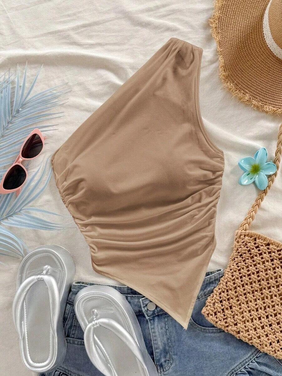 Blusa asimétrica de hombro con bajo asimétrico en color rojo rosa, ideal para vacaciones de verano - Caqui - Ver 1