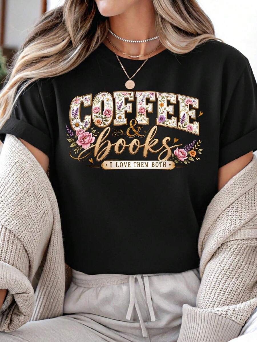 Camiseta de café y libros, camiseta floral para amantes de los libros, camiseta para amantes del café, ropa cómoda para lectores, camiseta para ratones de biblioteca, regalo para bibliotecarios. Camiseta unisex de algodón puro de 220 g, peso ideal para todas las estaciones, adecuada tanto para hombres como para mujeres. Tejido duradero de alta calidad, suave al tacto y de larga duración. Parte superior transpirable. Adecuada para la primavera y el verano de las mujeres, vacaciones, Día de la Madre, Día de la Independencia. - Negro - Ver 1