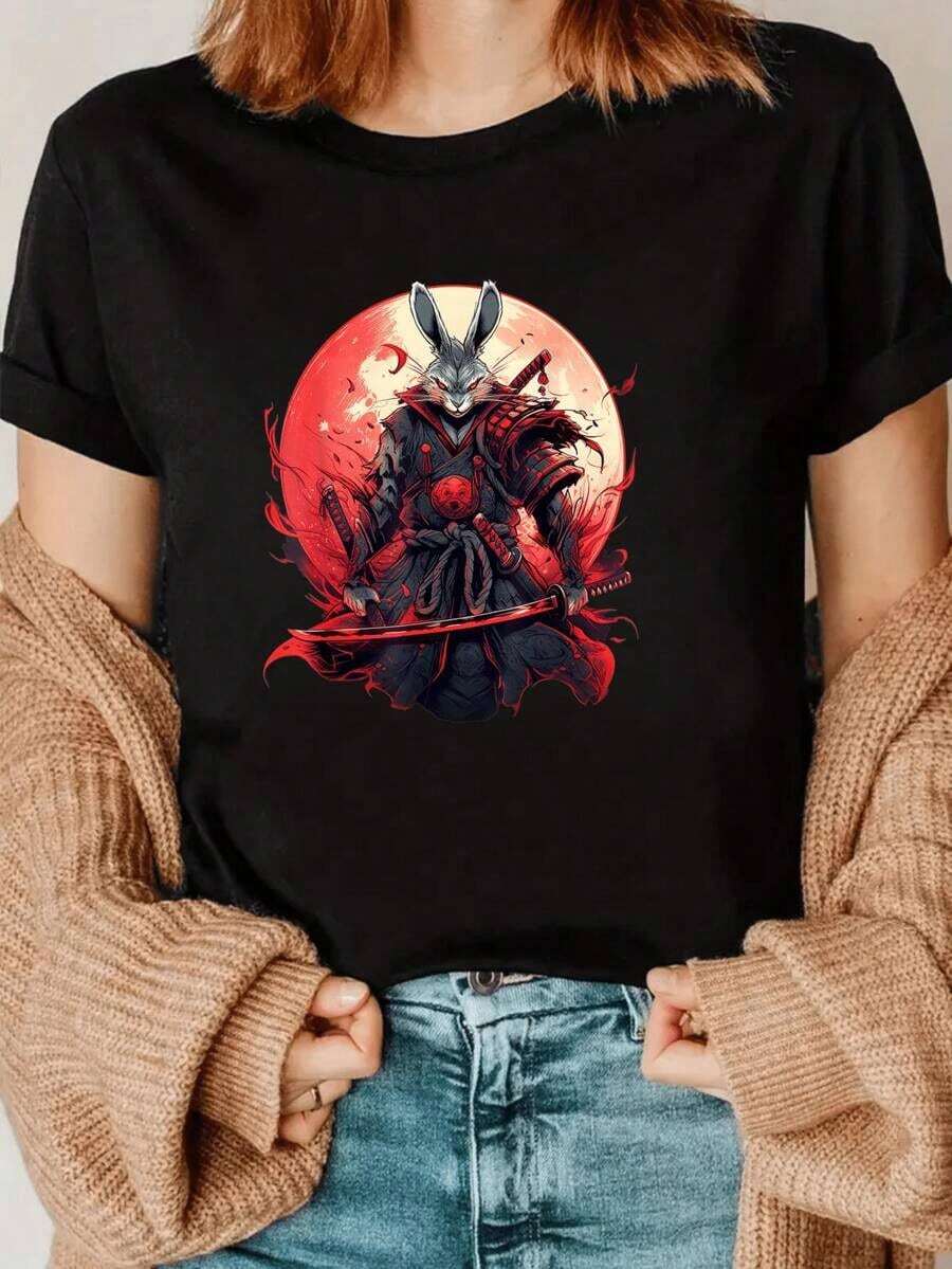 Under The Radar Women's Short Sleeve Crew Neck T-Shirt With Samurai Rabbit Print On Red Background, Anime Art Design For Women, Casual Fashion Streetwear T-Shirt, White-Vintage Street Style Unisex Loose Cotton Short Sleeve Crew Neck T-Shirt - 黑色 - 查看 1