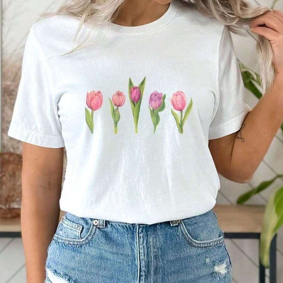 ropa de mujer Camiseta de tulipán, camiseta de tulipán color agua, linda camiseta de tulipán de Wo, moda floral, zuecos de Wo, ropa de primavera de Wo, estilo cotidiano. Para él, para ella, para cualquier oC-Asión. Esta C-AmiS-eta ultR-ASuave, confeccionA-DA con aL-Godón de alta densidad de primera C-Alidad, es una prenda versátil. Combina a la perfección con conjuntos vintage, es una prenda básiC-A iD-eal para el gimnasio y es imprescindible para tus vaC-Aciones. Su corte clásico la convierte en el regalo perfecto para un C-umpleaños o simpleM-ente para usarla. camisas de mujer - Blanco - Ver 1