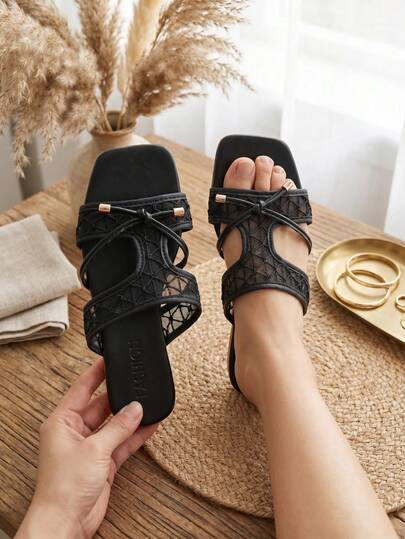 French Summer New Gentle Mesh Woven Square Toe Flat Slide Sandals, Slip-On Comfortable Slip-On Sandals, Suitable For Beach Travel