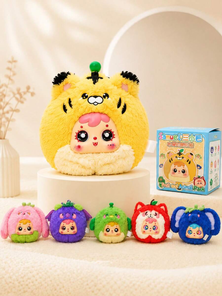 Hộp bí mật PlayQuest chính hãng, Mô hình Samuel trong Three Little Hairs thuộc series Công viên Trái cây (không phải thú nhồi bông), Hộp bí mật búp bê dễ thương, Bao gồm 6 kiểu thông thường và 1 kiểu bí mật, Hộp bí mật nhân vật hoạt hình, Gói quà bí ẩn, Thích hợp để trang trí bàn làm việc, trang trí nhà cửa và làm quà tặng tiệc tùng, Quà tặng sưu tập bất ngờ cho Giáng sinh, Halloween, Sinh nhật, Ngày Valentine.