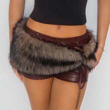 ICON Women Stylish Low-Rise PU Leather Patchwork Faux Fur Shorts,Low Rise Shorts - Marrón - Ver 2