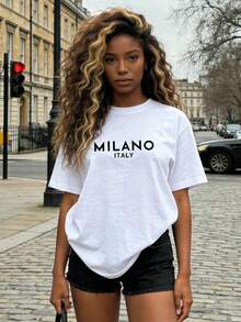 Ropa de Mujer, Camiseta de Verano de Algodón Suave y Casual con Cuello Redondo, Estampado con la Letra de la Ciudad de MILÁNO, ITALIA. Negro. - Blanco - Ver 1