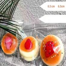 Bánh Soufflé Needoh Schylling có chất lượng hình thức cao. Bánh mềm mịn như bánh làm từ đất sét thật, mang lại trải nghiệm thư giãn và thú vị. Cảm giác như đang chơi một món đồ chơi vậy. - bánh ngọt - Xem 9