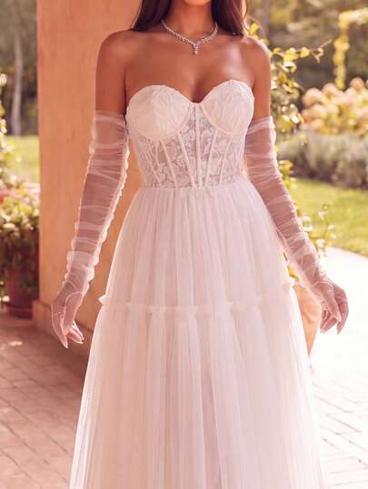 Faeriesty Elegant Strapless Lace Wedding Dress For Brides, With Waist-Cinching Top And Sheer Sleeves | Multi-Layer Sheer Tulle Skirt And Tie-Back Design | Romantic Bridal Gown Suitable For Wedding Ceremony, Wedding Photography, Outdoor Lawn Wedding, Beach Wedding
