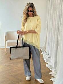 LUNE Camiseta básica de mujer de uso diario para primavera y verano, de unicolor, con dobladillo asimétrico y parches de encaje - amarillo ganso - Ver 6
