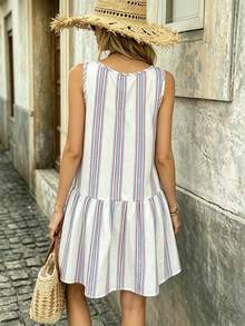1 pieza Vestido corto sin mangas con cuello cuadrado, rayas de colores y volantes en el bajo, estilo casual de vacaciones, ajuste holgado y favorecedor en línea A, vestido camisola elegante de verano - Azul - Ver 4