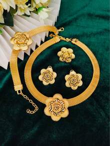 1 Necklace, 1 Bracelet, 1 Pair Earrings, 1 Ring 4pcs Floral Pendant Gold-Tone Jewelry Set, Suitable For European, African, Middle Eastern, Dubai, Saudi Arabia Brides, Weddings, Parties, Dates, Mother's Day, Music Festivals, Weddings, New Year, Valentine's Day, Birthday Gifts For Mom, Girlfriend, Sister - Yellow Gold - View 3