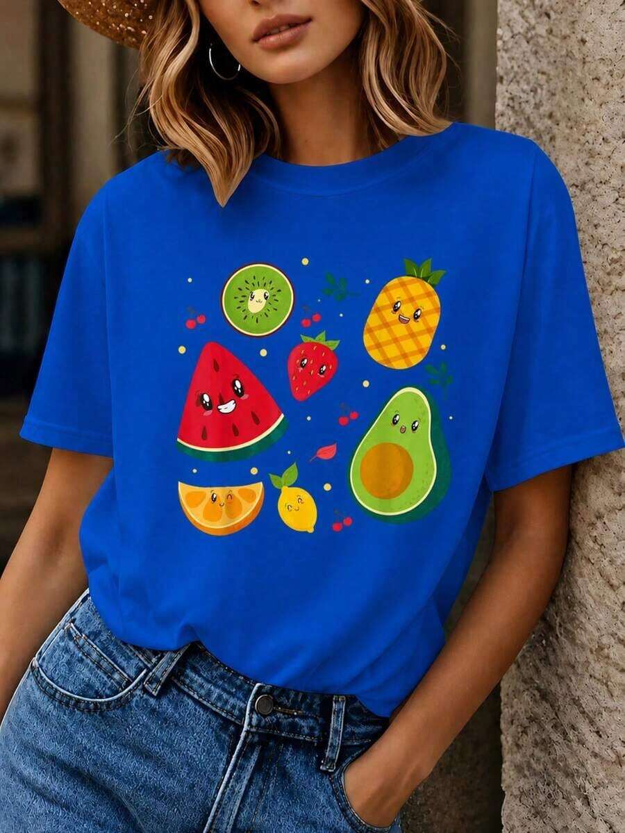 Women's Summer T-Shirt With Fruit Print - Graphic Tee With Watermelon, Strawberry, Avocado, And Kiwi, Loose Fit, Short Sleeve, Casual Crew Neck, Machine Washable, Comfortable Blouse For Everyday Wear In Spring/Summer (Medium Stretch). Suitable As A Gift. Women's T-Shirt. Blouses > Elegant. Boho Chic - Vintage Street Style Unisexoose Short Sleeve Cotton Crew Neck T-Shirt - 藍色的 - 查看 1