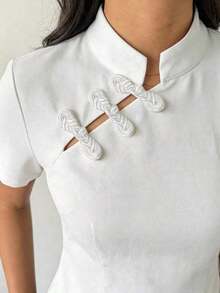 Blusa de cuello Mao de manga corta con cintura ceñida, estilo chino nuevo en color albaricoque, nuevo diseño de primavera/verano para mujer - Blanco - Ver 4