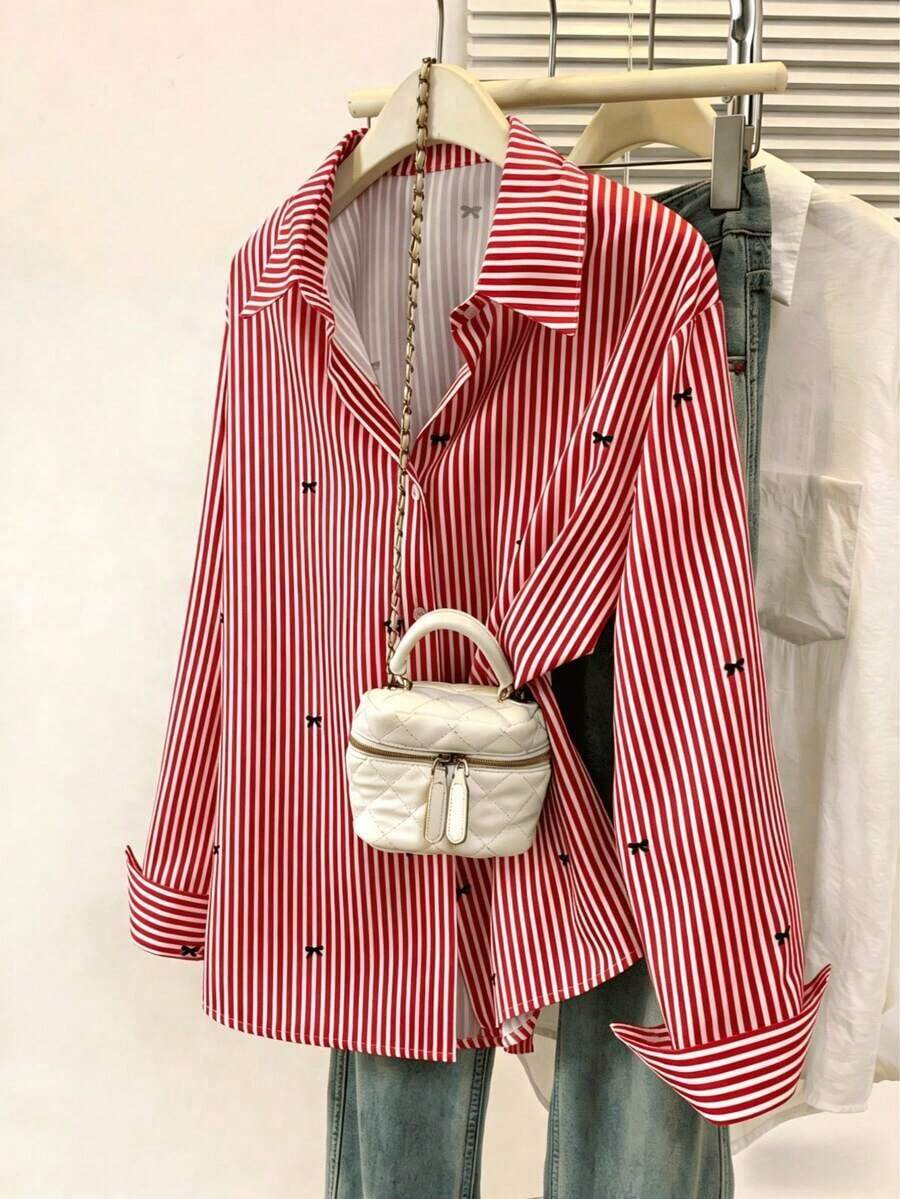 Camisa de manga larga con estampado a rayas y lazo, con botones delanteros, cuello de camisa, top casual, adecuado para primavera, otoño e invierno en color rosa - Rojo - Ver 1
