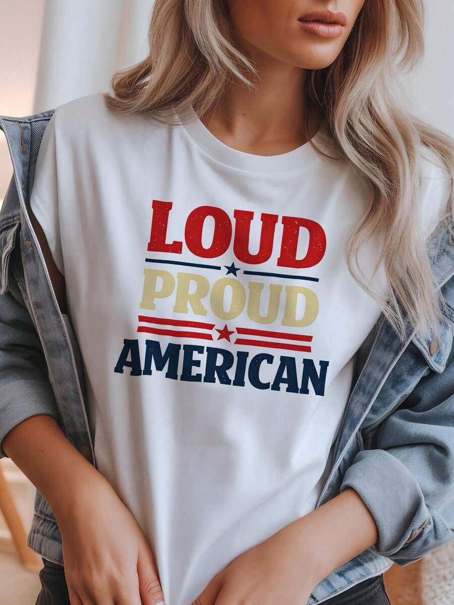 "Loud Proud AM1erican" Graphic Tee, A Patriotic 4th Of July Tee. Unisex 220g Pure Cotton Tee. Ideal Weight For All Seasons, Suitable For Men And Women. Durable, High-Quality Fabric, Soft To The Touch And Long-Lasting. Breathable Top. Suitable For Women's Spring And Summer, Holidays, Mother's Day, And Independence Day. - 白色 - 查看 1