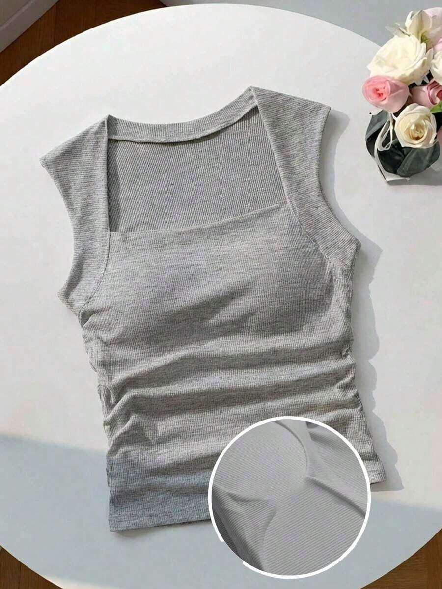 Camiseta sin tirantes con cuello cuadrado, cintura fruncida y sujetador acolchado sin aros - Gris Claro - Ver 1