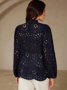 Aveloria Frievida Nueva blusa de manga larga con pliegues delanteros bordados y calados, de estilo francés casual y lujoso, para otoño - Azul marino - Ver 7