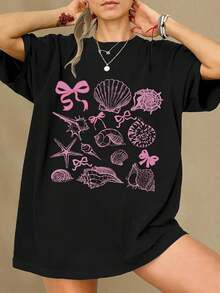 Camiseta de Tela Suave para Mujer - Camiseta Negra Suave y Transpirable - Corte Holgado con Estampado de Vida Marina Rosa (estrellas de mar, conchas, adornos florales), ligera para uso diario y ropa de playa, top de verano lavable a máquina - regalo ideal de ropa para mujer, camiseta casual de manga corta, tela cómoda, diseño de temática marina, camiseta estampada duradera, imprescindible para amantes de la playa. Camiseta de Moda. - Negro - Ver 7