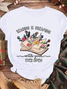 Women's Casual T-Shirt With Floral Book Print And The Phrase "Reading Is Dreaming With Your Eyes Open", White, For Summer, Ideal For Relaxing At Home And Reading. - 白色 - 查看 3