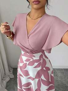 ajustado y acampanado con volantes y mangas de capa, con estampado de hojas de color rojo burdeos, para primavera/verano - Rosa - Ver 8