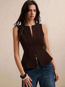 Chaleco sin mangas de mujer con volantes, blazer con cremallera delantera, elegante chaleco negro sastre para estilo de trabajo a noche, blazer sin mangas, top con volantes, chaleco negro sastre, chaleco sastre, lujo tranquilo, ropa de trabajo minimalista, parte superior de blazer estructurada, unicolor básico elevado con cuello redondo, cremallera delantera, bajo con volantes, blazer sin mangas versátil para la oficina - Café integral - Ver 7