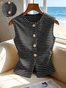 Elegante y versátil top de punto a rayas, apropiado para ir a la oficina, salir de fiesta o uso casual.Cuello redondo, sin mangas, con decoración de botones metálicos. - Negro - Ver 6