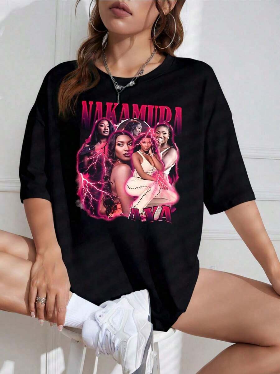 Camiseta Unisex con Estampado de Artista Musical, Cuello Redondo, Manga Corta, Diseño Casual, Ideal para Fans - Blanco - Ver 1