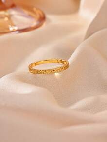 18K Gold Plated Hammered Texture Ring, Sparkling Faceted Ice-Cut Design, Tarnish-Resistant Couple Rings, Minimalist Jewelry Gift Suitable For Party, Anniversary, Mother's Day, Valentine's Day, Thanksgiving, Easter, Gifts For Elders - 1 - View 7