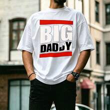 [2D Flat] BIG DADDY In White Letters With Black Borders And Red Lines At The Top And Bottom On A Black T-Shirt, Rectangular Shape. Acrylic Pendant Ornament For Interior Decoration & Birthday Gifts, Festival Gift For Fathers - 白色 - 查看 2