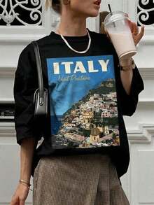 Camiseta Gráfica de Viaje de Positano, Italia, de Talla Grande para Mujer, Estampado Retro de Paisaje de la  de Amalfi, Cuello Redondo, Manga Corta, Estética Y2K, Estilo Preppy Europeo, Ropa Urbana, Corte Holgado, Casual y Transpirable, Ropa Vintage para Vacaciones, Perfecta para Viajes de Verano, Escapadas a la Playa, Vacaciones Europeas, Uso Diario Casual, Salidas de Fin de Semana, Paseos por la Ciudad, Citas para tomar un café, Viajes, Estilo Urbano, Ropa para el Campus Universitario, Atuendo para Resort, Evento Temático de Viajes - Camiseta Unisex de Algodón, Manga Corta, Cuello Redondo, Estilo Urbano Vintage. - Negro - Ver 6