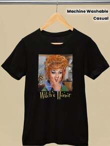 Una camiseta unisex con el icónico estampado de la cara de Agnes Moorehead de la cautivadora serie de televisión "" - la Bruja de Endora.Suave, esencial para el estilo casual urbano, adecuada para todas las estaciones, versátil y perfecta para Halloween.playeras de hombre playeras oversize de mujer y2k camisa de mujer camisa blusa casual mujer blusa elegante mujer ofertas - Negro - Ver 6