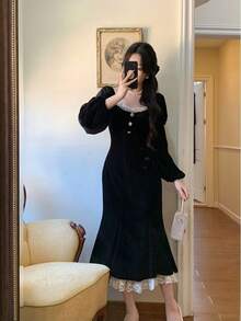 Vestido de terciopelo negro estilo corte real para mujer, con cuello cuadrado decorado de perlas, mangas abullonadas y falda de corte sirena, elegante para banquetes y eventos de gala. - Negro - Ver 5