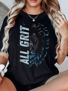 León azul con mirada intensa que simboliza la fuerza interior y la determinación frente a los desafíos camiseta de mujer 100% algodón suave ideal para uso diario - Negro - Ver 2