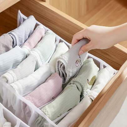 1 hộp đựng quần áo lưới gấp gọn, hộp đựng đồ nhiều ngăn, vách ngăn tủ quần áo thoáng khí dùng để đựng đồ lót, tất và các vật dụng nhỏ.