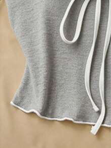 Top de tirantes con lazo y ribete de lechuga en contraste, elegante y ajustado, top para salir para mujeres, apto para el estilo del milenio - Gris - Ver 6