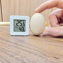 Termómetro y higrómetro digital mini, pantalla electrónica, alimentado por batería de botón, material de plástico, apto para interiores y exteriores, sin necesidad de enchufar, batería no recargable - Multicolor - Ver 10