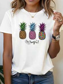 Camiseta de mujer con estampado de piña tropical - Camiseta hawaiana divertida con texto 'Soy increíble' - Camiseta ligera de verano para playa, fiestas y atuendos casuales - Camisa blanca con piñas coloridas - Blusa de cuello redondo fácil de cuidar, ropa de fiesta de playa, camiseta gráfica juguetona, uste cómodo, ropa de vacaciones, diseño de dibujos animados, material transpirable, blusa de manga corta, mujer - Blanco - Ver 1