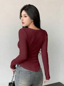 Camiseta de mujer de manga larga con diseño asimétrico y ajuste ceñido, ropa de otoño con estilo preppy - Rojo - Ver 2