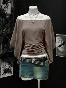 Camiseta retro sexy de mujer con hombros descubiertos, cintura ceñida y pliegues de unicolor - Camel - Ver 1
