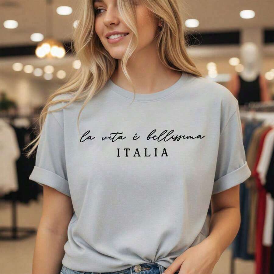 Women's Cotton T-Shirt With "La Vita E Italia" Print, Casual Round Neck, Short Sleeve, Loose Fit, Basic T-Shirt For Everyday Use, Available In Sizes S To 5XL, Soft And Comfortable Pure Cotton Blouse, T-Shirt With Italian Phrase Graphic. - 淺灰色 - 查看 1