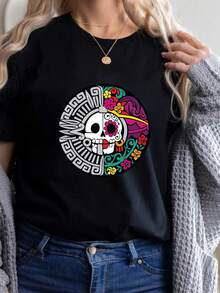 Camiseta S1UGAr Skull, Camiseta Flowers Skull, Camiseta Dia De Muertos, Camiseta Day of the Dead, Camiseta Mexican Skull, Camisetas Latina Skeleton. Camiseta unisex de algodón puro de 220 g, peso ideal para todas las estaciones, adecuada tanto para hombres como para mujeres. Tejido duradero de alta calidad, suave al tacto y de larga duración. Top transpirable. Adecuado para la primavera y el verano de las mujeres, vacaciones, Día de la Madre, Día de la Independencia. - Negro - Ver 1