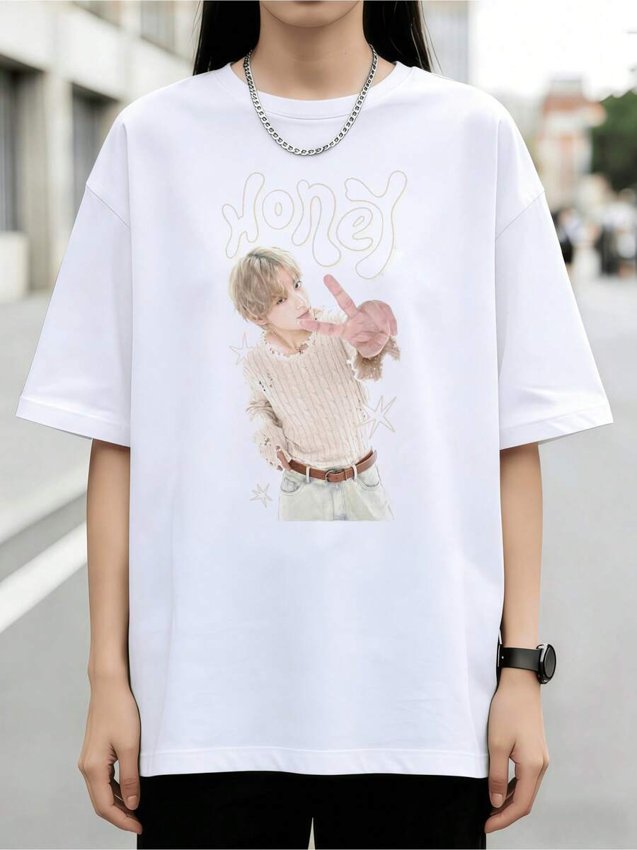 V Honey Cute Graffiti Style Cotton T-Shirt - White - View 1