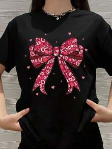 Camiseta con estampado de lazo rosa y patrón de corazones, un lindo regalo para el Día de San Valentín para mujeres y niñas, top casual de moda para primavera y verano. - Negro - Ver 7