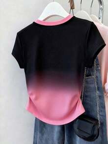 Camiseta ajustada de manga con volantes en degradado con estampado de corazón de fresa y letras, para uso casual, vacaciones y viajes, verano - Multicolor 2 - Ver 2