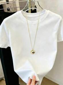 Women's Short-Sleeved T-Shirt With A Round Neck, Relaxed Fit, Featuring A "Faith Over Fear" Cursive Lettering Print, Decorative Bows, And A Bible Verse On The Back. Suitable For Everyday Wear, Casual Outings, Weekends, Vacations, Informal Gatherings, And Outdoor Activities. Made Of Polyester, With A Youthful, Urban Casual Style, Ideal For Spring And Summer. Domestic Shipping Available. - 白色 - 查看 2