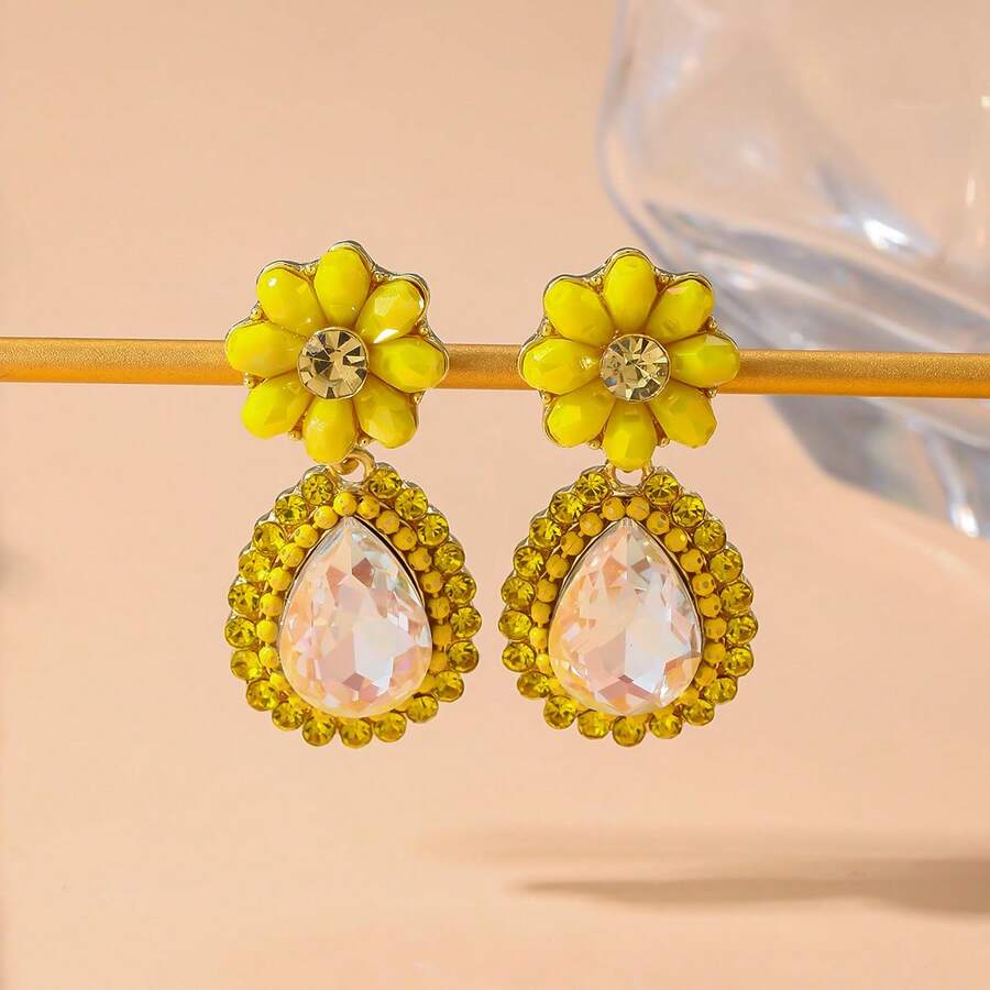 1 Pair Elegant Floral Crystal Drop Dangle Earrings, Suitable For Daily Wear, Parties And Weddings, Handmade With Variations In Shape, Color And Floral Pattern Placement - Yellow - View 1