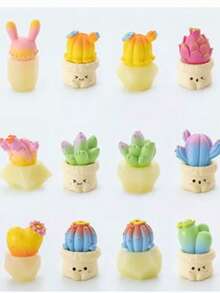 5/10 pezzi Carini Mini Ornamenti in Resina a Forma di Cactus in Vaso cartoni animati, Decorazione Raffinata di Piante Succulente in Miniatura, Regalo Ideale; Delicata Decorazione da Scrivania, Adatta per la Decorazione della Camera da Letto; Creativi Piccoli Ornamenti Artigianali Fatti a Mano, Decorazione per la Casa e Esposizione sulla Scrivania del Soggiorno; Piccola Scultura di Pianta in Vaso, Adatta per Libreria, Mobile, Scrivania, Regalo per l'Insegnante, Pianta Artificiale con Vaso - Multicolore - Visualizzare 7