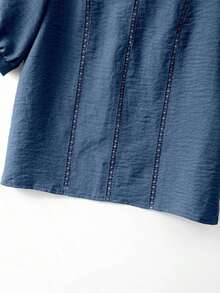 2026 Nueva camisa de verano para mujer, camisa casual de color naranja con parches, ribete de encaje teñido, mangas abullonadas, corte holgado, cuello redondo, manga corta, camisa de mujer con parches de encaje teñido, camisa naranja de muj - Azul - Ver 4