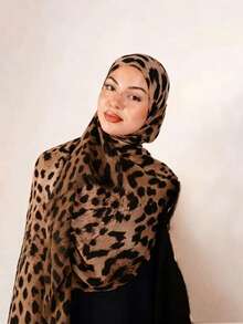 1pc Women's Bohemian Style Gray Leopard Print Hijab, Soft Scarf Shawl For Spring/Summer Street Style Daily Wear & Valentine's Day Accessory - Grey - View 6